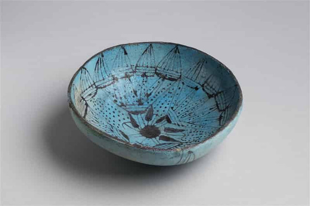 Hương lạ tỏa ra khi khai quật mộ cổ Ai Cập - Hình 6 Huong la toa ra khi khai quat mo co Ai Cap-Hinh-6