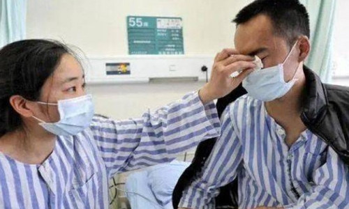 Hai vợ chồng bị ung thư gan do uống nước đóng chai bẩn suốt 5 năm Hai vo chong bi ung thu gan do uong nuoc dong chai ban suot 5 nam