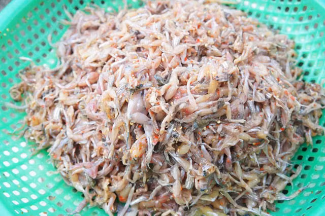 Thu vi cac cong doan lam mon “vu nu chan dai” mien Tay-Hinh-3