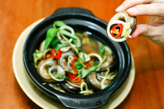 Đến Ninh Bình không thể bỏ qua món ngon từ ốc núi đá - Hình 9 Den Ninh Binh khong the bo qua mon ngon tu oc nui da-Hinh-9