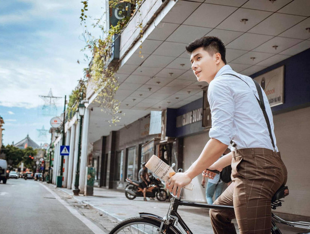 Gu thời trang nam tính của bạn trai tin đồn Lệ Quyên - Hình 7 Gu thoi trang nam tinh cua ban trai tin don Le Quyen-Hinh-7