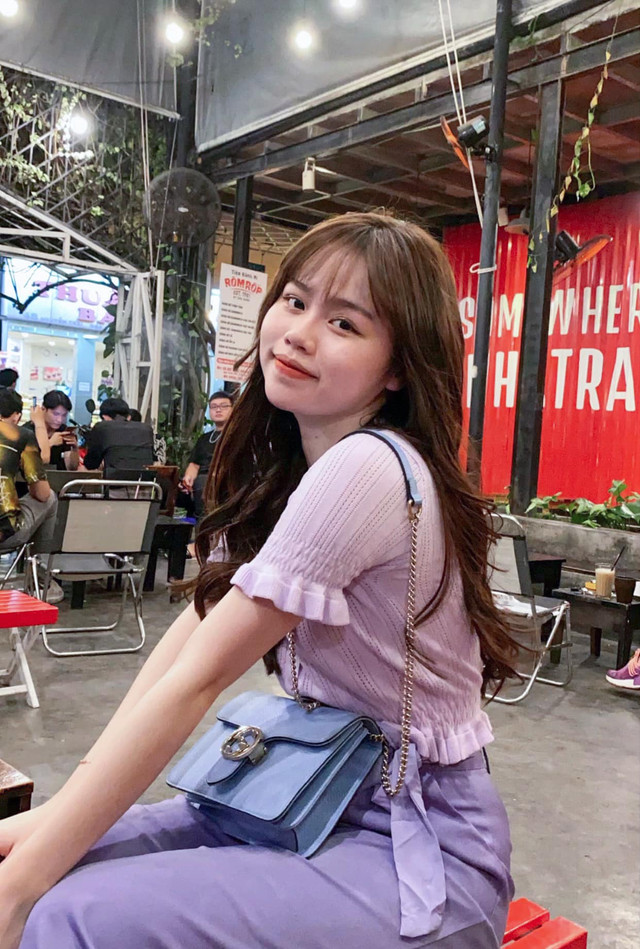 Ngắm gu thời trang sành điệu của bạn gái cũ Quang Hải - Hình 8 Ngam gu thoi trang sanh dieu cua ban gai cu Quang Hai-Hinh-8
