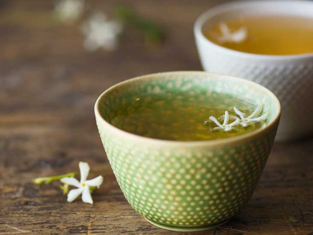 Trà hoa nhài có lợi ích sức khoẻ tuyệt vời như nào? - Hình 8 Tra hoa nhai co loi ich suc khoe tuyet voi nhu nao?-Hinh-8