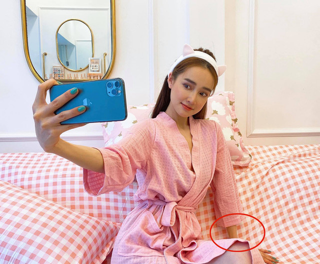 Nhã Phương liên tục diện trang phục lộ thân hình 'cò hương' - Hình 4 Nha Phuong lien tuc dien trang phuc lo than hinh 'co huong'-Hinh-4