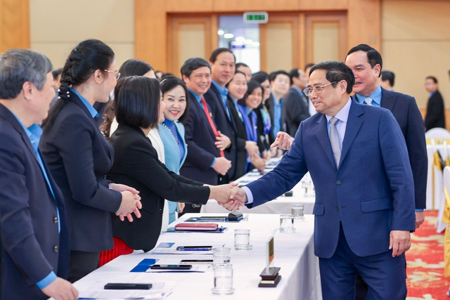 Thủ tướng: Năm 2023 thực hiện 3 công việc trọng tâm, đột phá Thu tuong: Nam 2023 thuc hien 3 cong viec trong tam, dot pha
