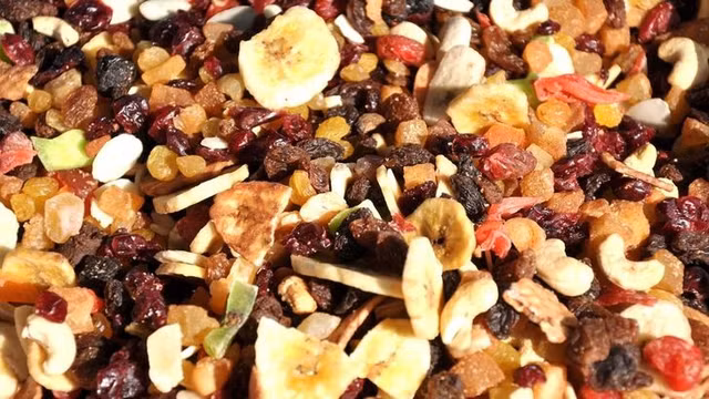 Luu y 10 thuc pham nhat dinh phai bao quan trong tu lanh-Hinh-2