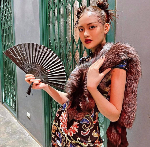 Huyền Lizzie và loạt mỹ nhân mặc áo lông thú gây tranh cãi - Hình 2 Huyen Lizzie va loat my nhan mac ao long thu gay tranh cai-Hinh-2