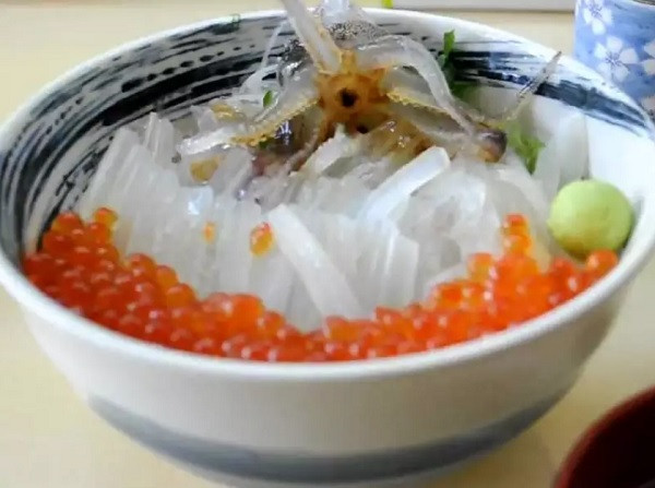 Những món ăn chứa độc tố nhưng lại trở thành đặc sản - Hình 4 Nhung mon an chua doc to nhung lai tro thanh dac san-Hinh-4