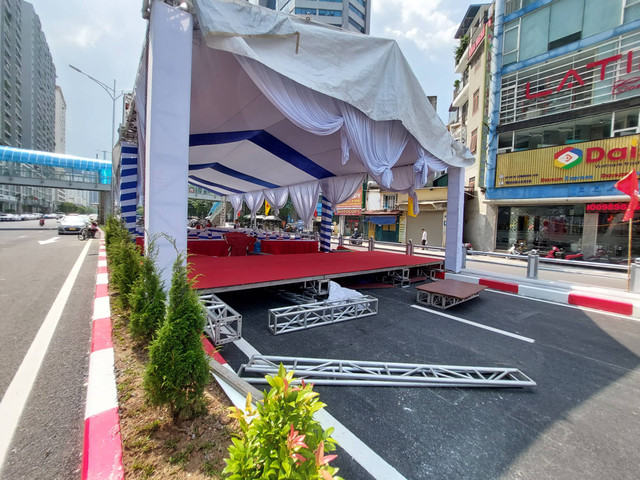 Cận cảnh hầm chui Lê Văn Lương - Khuất Duy Tiến được đầu tư hơn 700 tỷ đồng - Hình 7 Can canh ham chui Le Van Luong - Khuat Duy Tien duoc dau tu hon 700 ty dong-Hinh-7