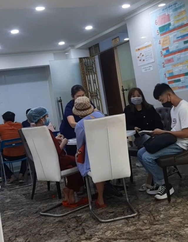 Vẫn hoạt động dù đang bị phạt, bệnh viện Thẩm mỹ Korean Star - Sao Hàn nói gì? - Hình 3 Van hoat dong du dang bi phat, benh vien Tham my Korean Star - Sao Han noi gi?-Hinh-3