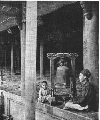 Loạt ảnh hiếm về triều Nguyễn 100 năm trước - Hình 10 Loat anh hiem ve trieu Nguyen 100 nam truoc-Hinh-10