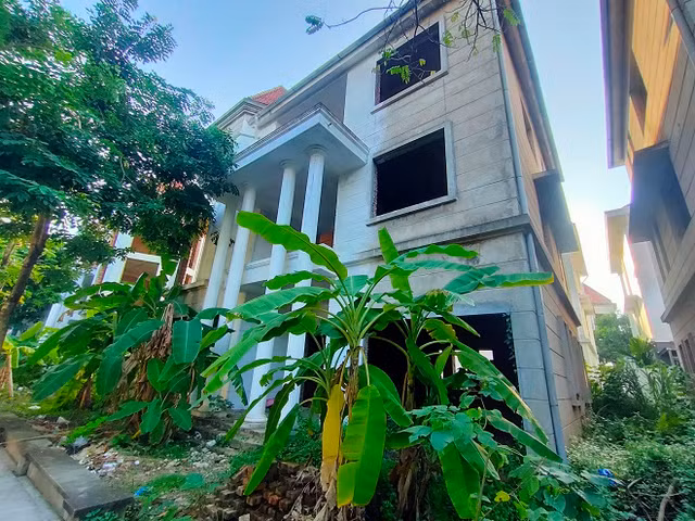 Khu do thi Thien duong Bao Son: Can canh nhung can biet thu trieu do xuong cap-Hinh-21