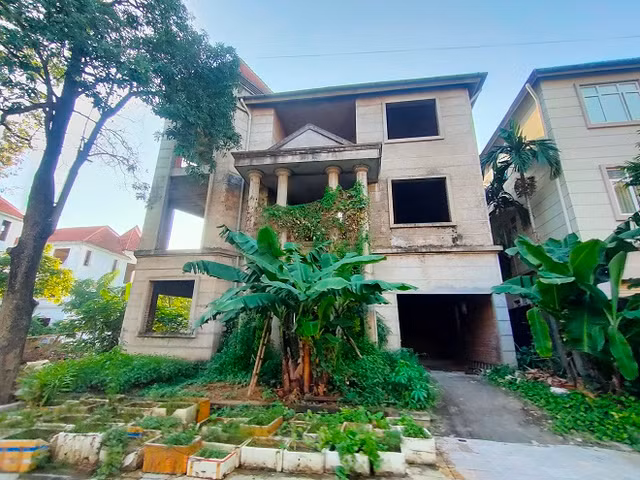 Khu do thi Thien duong Bao Son: Can canh nhung can biet thu trieu do xuong cap-Hinh-22