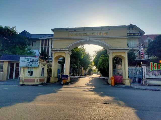 Khu đô thị Thiên đường Bảo Sơn: Cận cảnh những căn biệt thự triệu đô xuống cấp - Hình 2 Khu do thi Thien duong Bao Son: Can canh nhung can biet thu trieu do xuong cap-Hinh-2