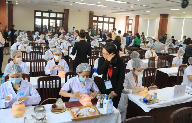 TP HCM khai mạc Hội thi tay nghề chăm sóc sắc đẹp năm 2022 - Hình 3 TP HCM khai mac Hoi thi tay nghe cham soc sac dep nam 2022-Hinh-3