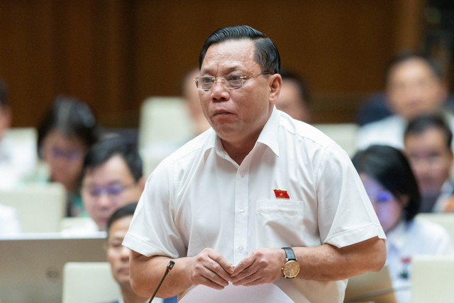 Hà Nội: Điều tra vụ lừa đảo, rửa tiền hàng nghìn tỷ đồng Ha Noi: Dieu tra vu lua dao, rua tien hang nghin ty dong
