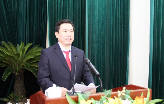 Đường quan lộ của Chủ tịch tỉnh Phú Yên Trần Hữu Thế vừa bị miễn nhiệm - Hình 8 Duong quan lo cua Chu tich tinh Phu Yen Tran Huu The vua bi mien nhiem-Hinh-8