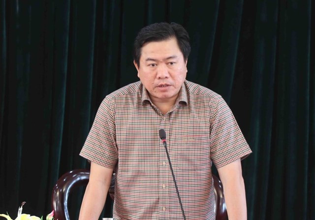Đường quan lộ của Chủ tịch tỉnh Phú Yên Trần Hữu Thế vừa bị miễn nhiệm - Hình 5 Duong quan lo cua Chu tich tinh Phu Yen Tran Huu The vua bi mien nhiem-Hinh-5
