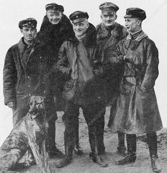 Biết gì về phi công huyền thoại “Nam tước Đỏ” hy sinh trong Thế chiến 1 - Hình 5 Biet gi ve phi cong huyen thoai “Nam tuoc Do” hy sinh trong The chien 1-Hinh-5