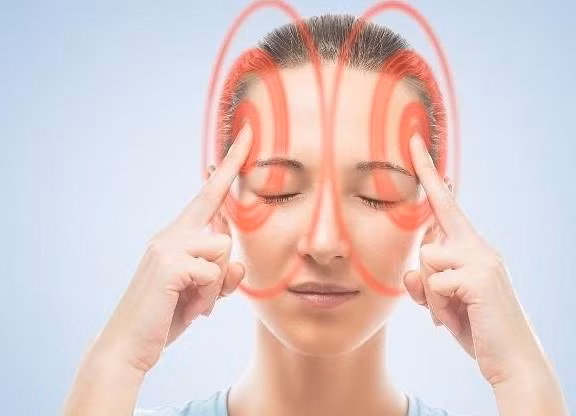 3 dau hieu nhoi mau nao tren mat dung chu quan