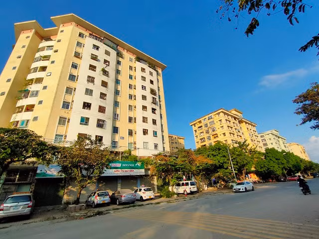 Khu tái định cư Đồng Tàu xập xệ, xuống cấp sau 10 năm đưa vào sử dụng - Hình 2 Khu tai dinh cu Dong Tau xap xe, xuong cap sau 10 nam dua vao su dung-Hinh-2