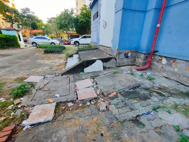 Khu tai dinh cu Dong Tau xap xe, xuong cap sau 10 nam dua vao su dung-Hinh-9