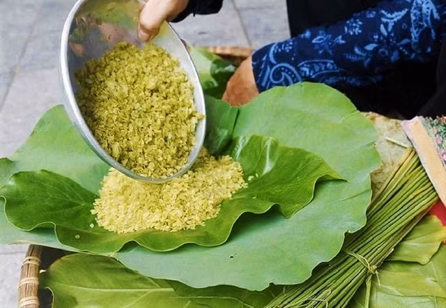 Com Me Tri, may Co nhue… co trong danh sach de xuat rut danh hieu lang nghe