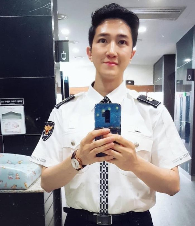 Bên lề thượng đỉnh Mỹ-Triều: Chàng phóng viên Hàn gây sốt - Hình 2 Ben le thuong dinh My-Trieu: Chang phong vien Han gay sot-Hinh-2