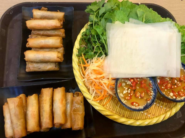 Đến Đà Nẵng vào mùa mưa phải thưởng thức những món ăn đặc biệt này - Hình 11 Den Da Nang vao mua mua phai thuong thuc nhung mon an dac biet nay-Hinh-11