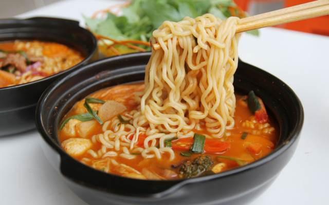 Đến Đà Nẵng vào mùa mưa phải thưởng thức những món ăn đặc biệt này - Hình 2 Den Da Nang vao mua mua phai thuong thuc nhung mon an dac biet nay-Hinh-2