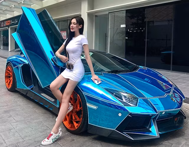 Gu an mac cuc sexy cua My nhan co guong mat dep nhat Malaysia