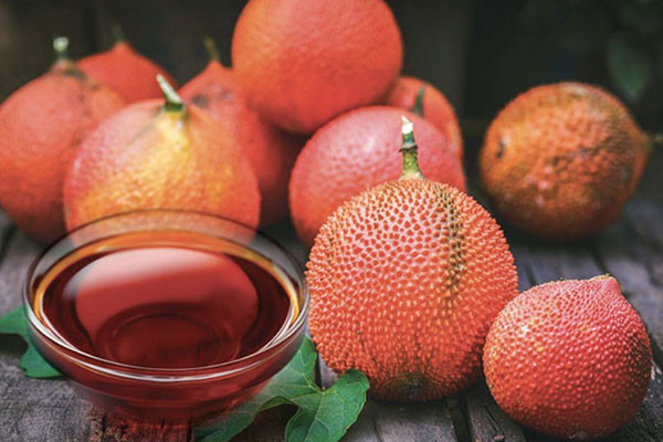 Sao Việt dưỡng môi mềm mịn giữa thời tiết hanh khô như nào? - Hình 8 Sao Viet duong moi mem min giua thoi tiet hanh kho nhu nao?-Hinh-8