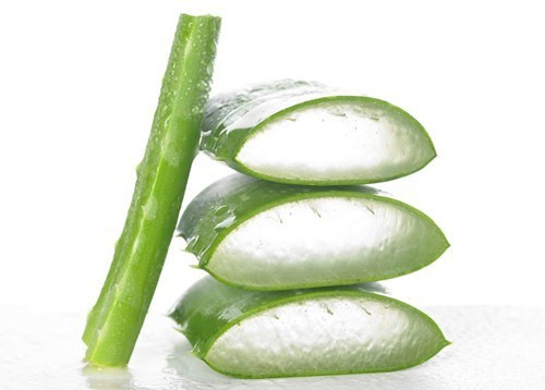 Sao Việt dưỡng môi mềm mịn giữa thời tiết hanh khô như nào? - Hình 7 Sao Viet duong moi mem min giua thoi tiet hanh kho nhu nao?-Hinh-7