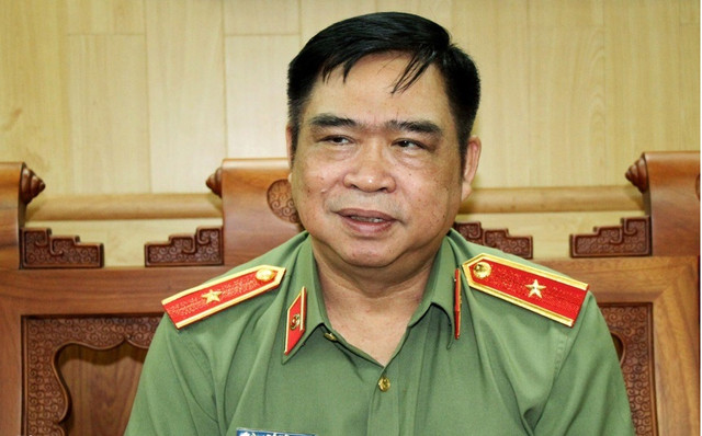 Vì sao thiếu tướng Đỗ Hữu Ca - cựu Giám đốc Công an Hải Phòng bị tạm giữ? Vi sao thieu tuong Do Huu Ca - cuu Giam doc Cong an Hai Phong bi tam giu?