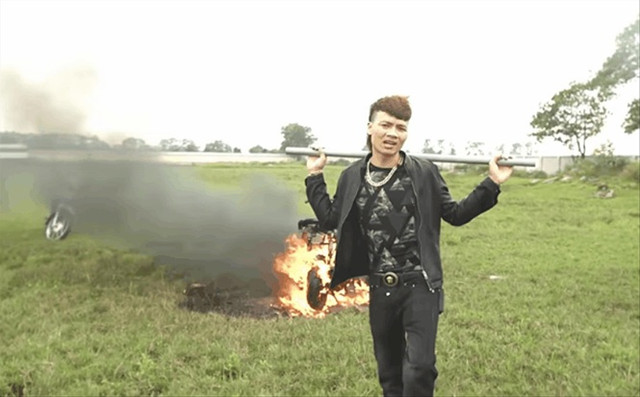 Quang Rambo, Khá Bảnh bị bắt: Giang hồ mạng nở rộ là mầm họa cho giới trẻ - Hình 2 Quang Rambo, Kha Banh bi bat: Giang ho mang no ro la mam hoa cho gioi tre-Hinh-2