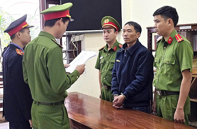 Quảng Nam: Bắt tạm giam kẻ đã xâm hại bé gái 5 tuổi Quang Nam: Bat tam giam ke da xam hai be gai 5 tuoi