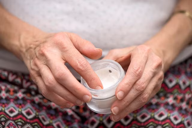 Canh bao kem trang da Pond's chua thuy ngan huu co cuc doc hai-Hinh-2