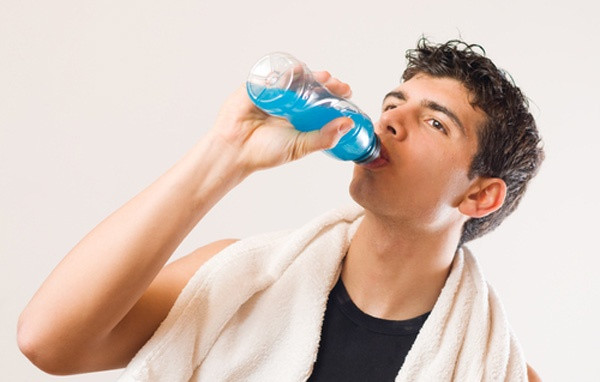 Lưu ý 10 loại đồ uống giải khát có nguy cơ gây ung thư - Hình 3 Luu y 10 loai do uong giai khat co nguy co gay ung thu-Hinh-3