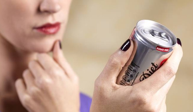 Lưu ý 10 loại đồ uống giải khát có nguy cơ gây ung thư - Hình 4 Luu y 10 loai do uong giai khat co nguy co gay ung thu-Hinh-4