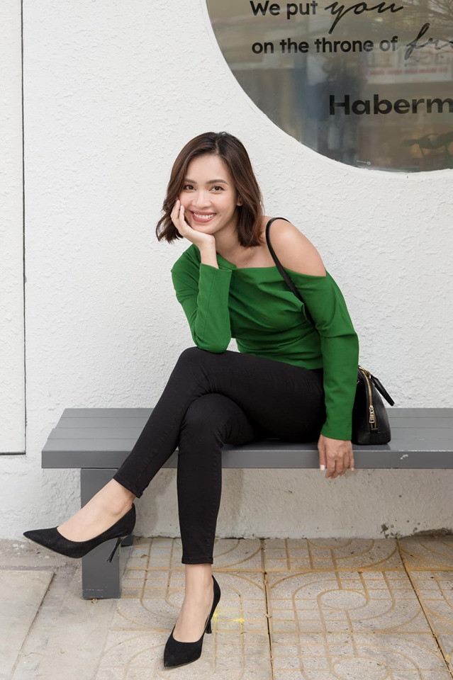 Chân dài Ái Phương lộ ảnh tập gym cực quyến rũ - Hình 3 Chan dai Ai Phuong lo anh tap gym cuc quyen ru-Hinh-3