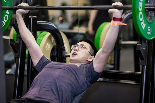 Những người này có nguy cơ đột quỵ khi tập gym Nhung nguoi nay co nguy co dot quy khi tap gym