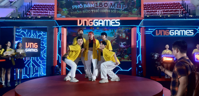 Sôi động Ngày hội Game Việt Nam 2023 - Hình 3 Soi dong Ngay hoi Game Viet Nam 2023-Hinh-3