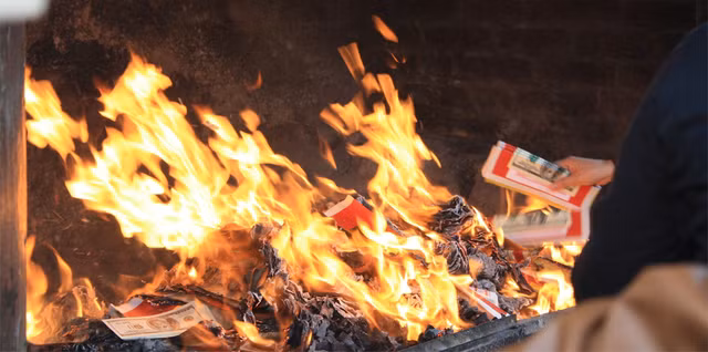 Nguon goc tuc dot tien giay cho nguoi da khuat-Hinh-4