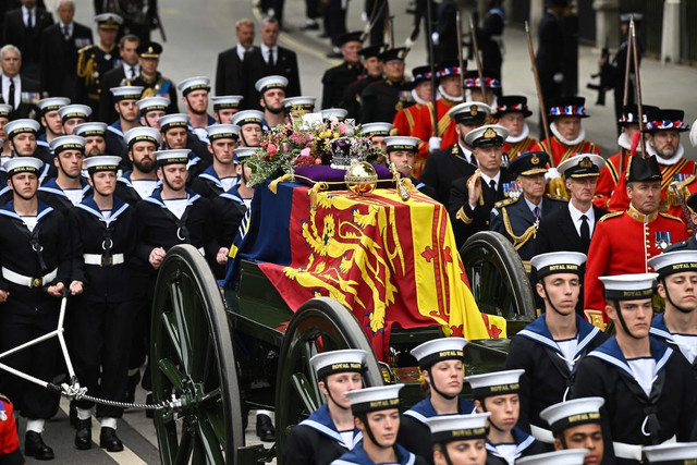 Những con số đặc biệt trong tang lễ Nữ hoàng Anh Elizabeth II - Hình 10 Nhung con so dac biet trong tang le Nu hoang Anh Elizabeth II-Hinh-10