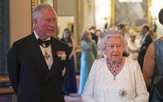 Những người đứng đầu danh sách kế vị khi vua Charles III lên ngôi Nhung nguoi dung dau danh sach ke vi khi vua Charles III len ngoi