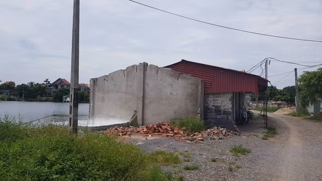 Hai Duong: Ho Bong Lai bi 