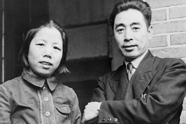 Bất ngờ về điểm tương đồng giữa Tưởng Giới Thạch và Chu Ân Lai - Hình 3 Bat ngo ve diem tuong dong giua Tuong Gioi Thach va Chu An Lai-Hinh-3