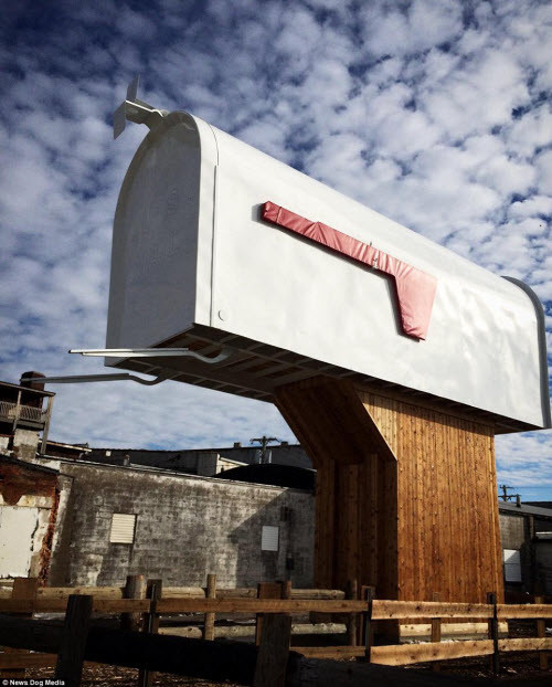 Điều đặc biệt ở thị trấn xác lập nhiều kỷ lục nhất thế giới - Hình 2 Dieu dac biet o thi tran xac lap nhieu ky luc nhat the gioi-Hinh-2