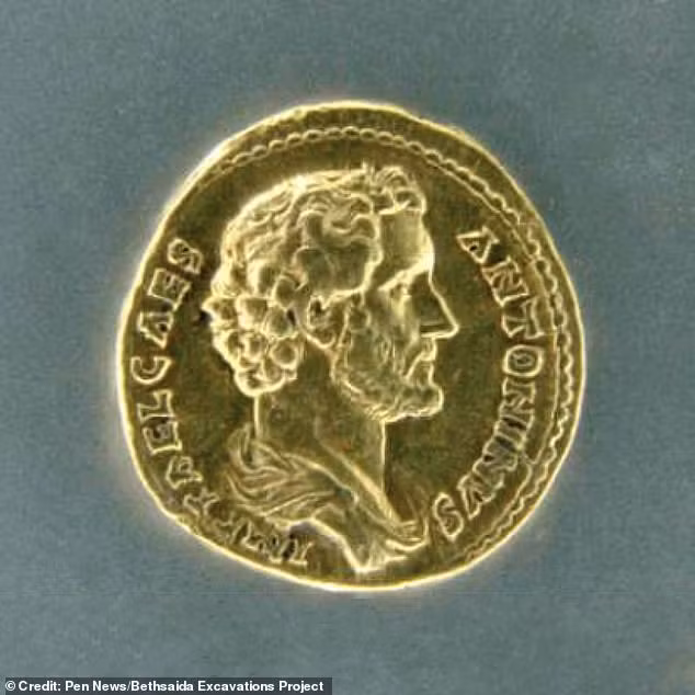 Biet gi ve lang chai noi Chua Jesus thuc hien phep mau ky dieu?-Hinh-5