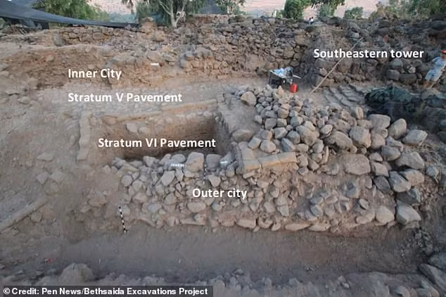 Biet gi ve lang chai noi Chua Jesus thuc hien phep mau ky dieu?-Hinh-8